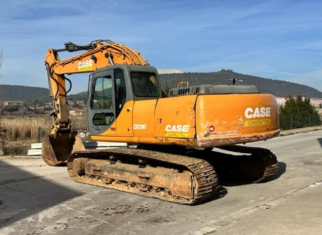 01-29-660x483-1-4 Tractopelle CASE CX210 2005 – Image 1