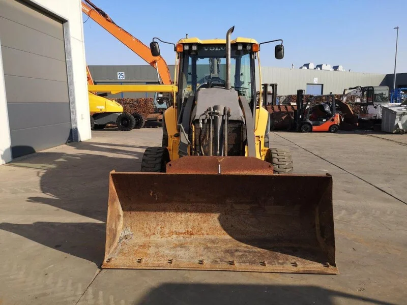2-27-4 Tractopelle Volvo BL60 – 2014 – Occasion – Image 1