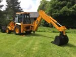 Tractopelle polyvalent et robuste JCB 3CX 2002